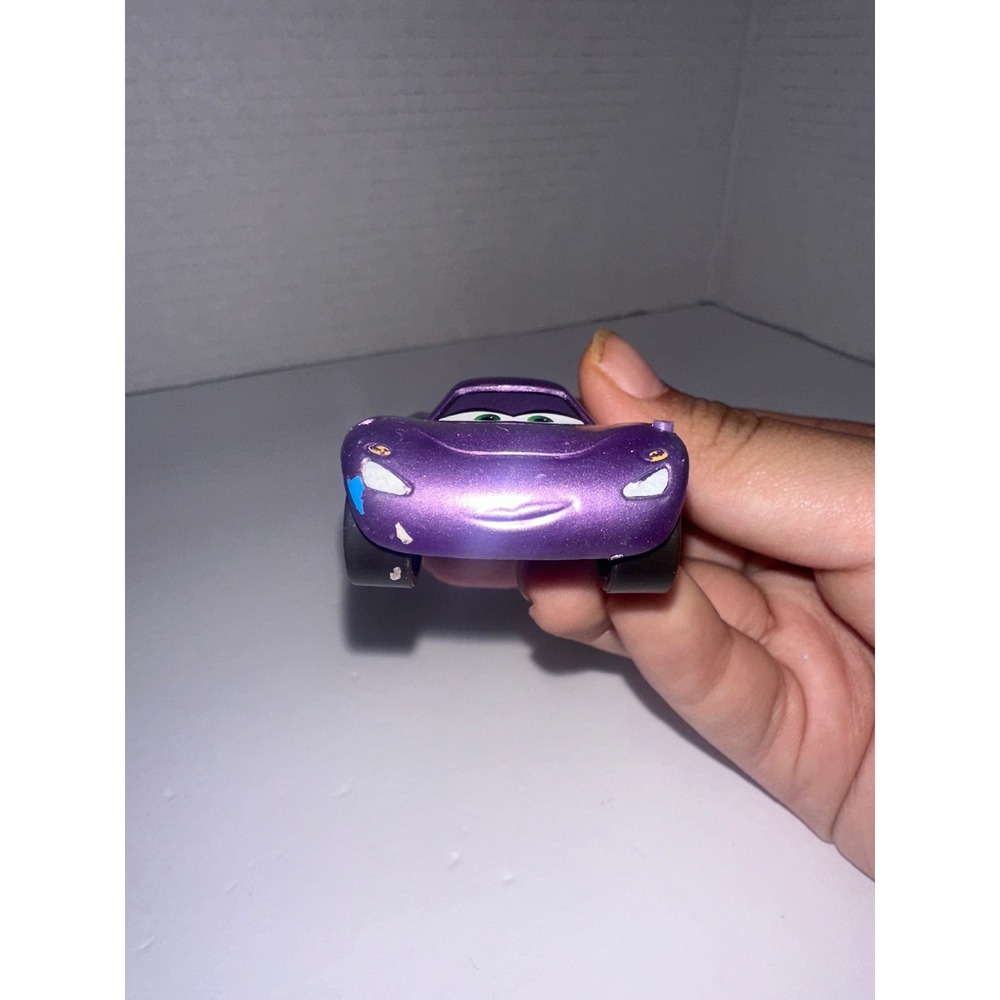 Disney Pixar Cars Holley Shiftwell Metallic Purple Diecast Mattel - Picture 2 of 8